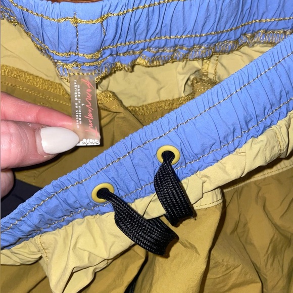 New! Free People Movement Spring Forward Pants ✨ RARE Color Combo✨ Large NWOT! - Picture 11 of 13